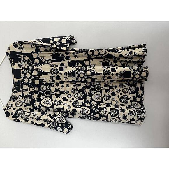 LuLaRoe Black and Cream Disney Patterned Tunic Top - Picture 5 of 5